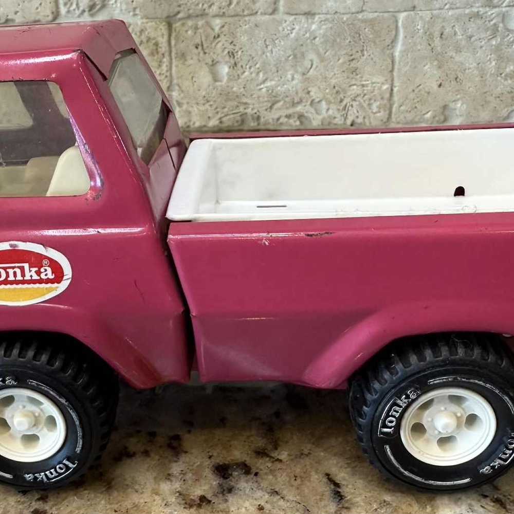 1970s Tonka Pink Pressed Steel Pickup Truck 8.5" USA Made Toy